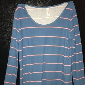 NWT!! Lularoe Lynnae Size S